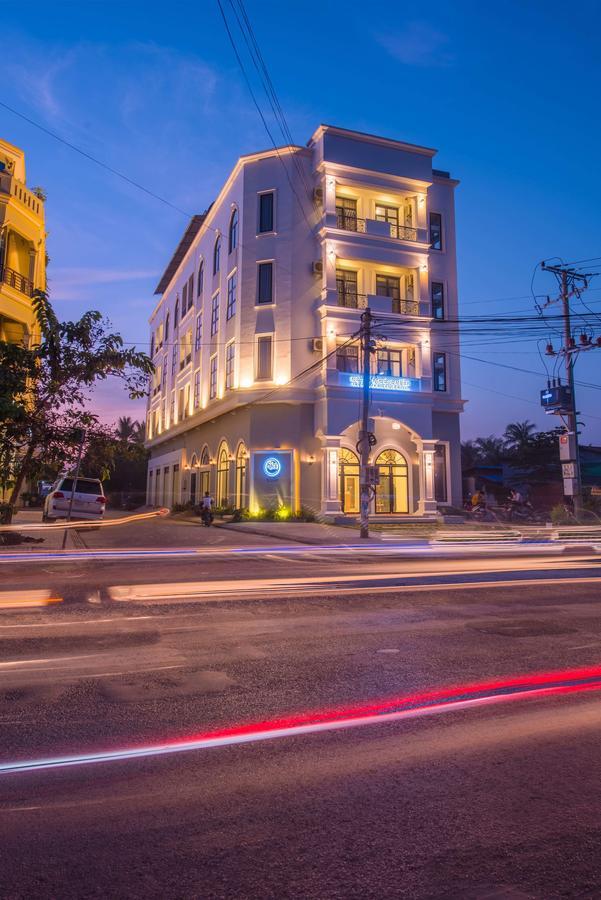 Sky Palace Boutique Hotel Баттамбанг Екстер'єр фото