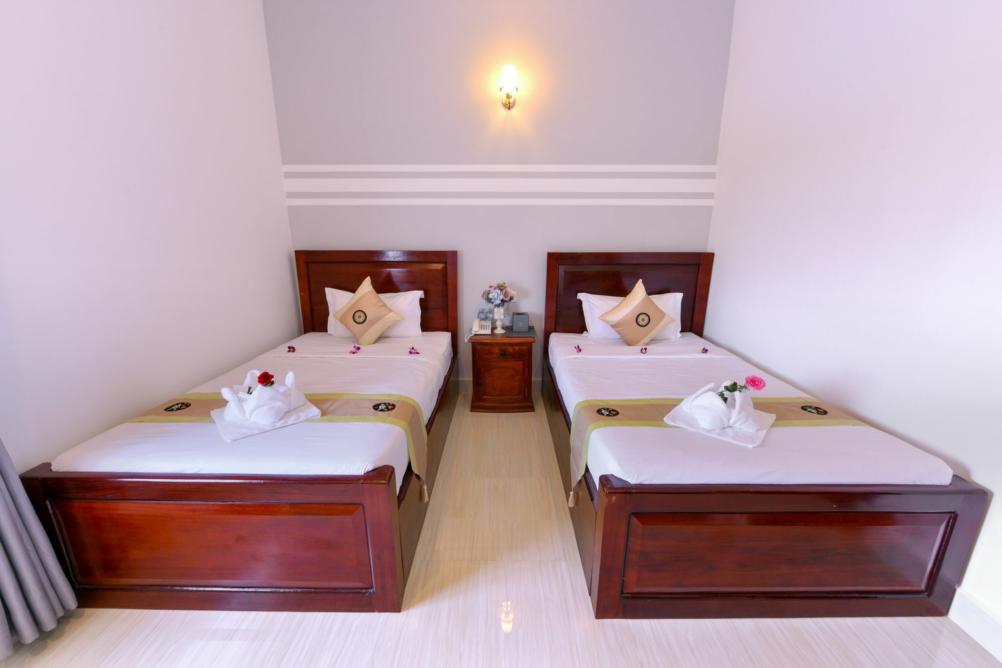 Sky Palace Boutique Hotel Баттамбанг Екстер'єр фото