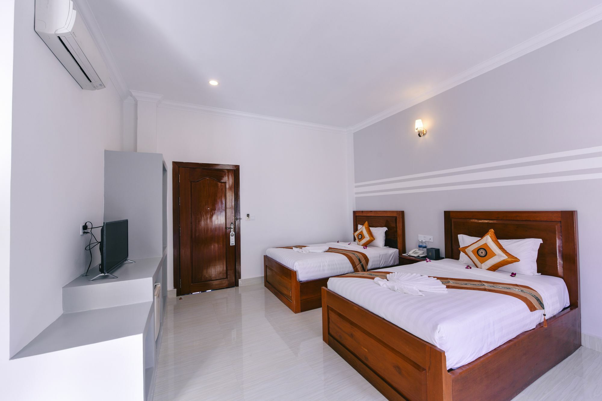 Sky Palace Boutique Hotel Баттамбанг Екстер'єр фото