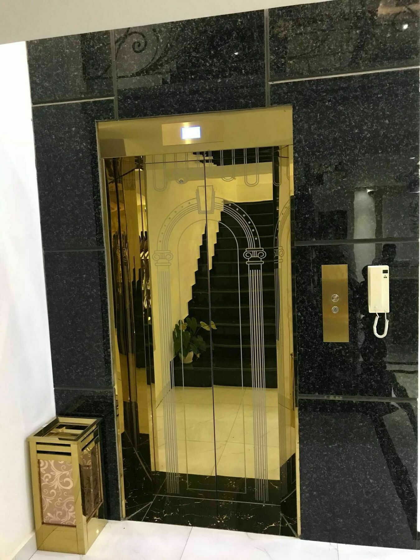 Sky Palace Boutique Hotel Баттамбанг Екстер'єр фото