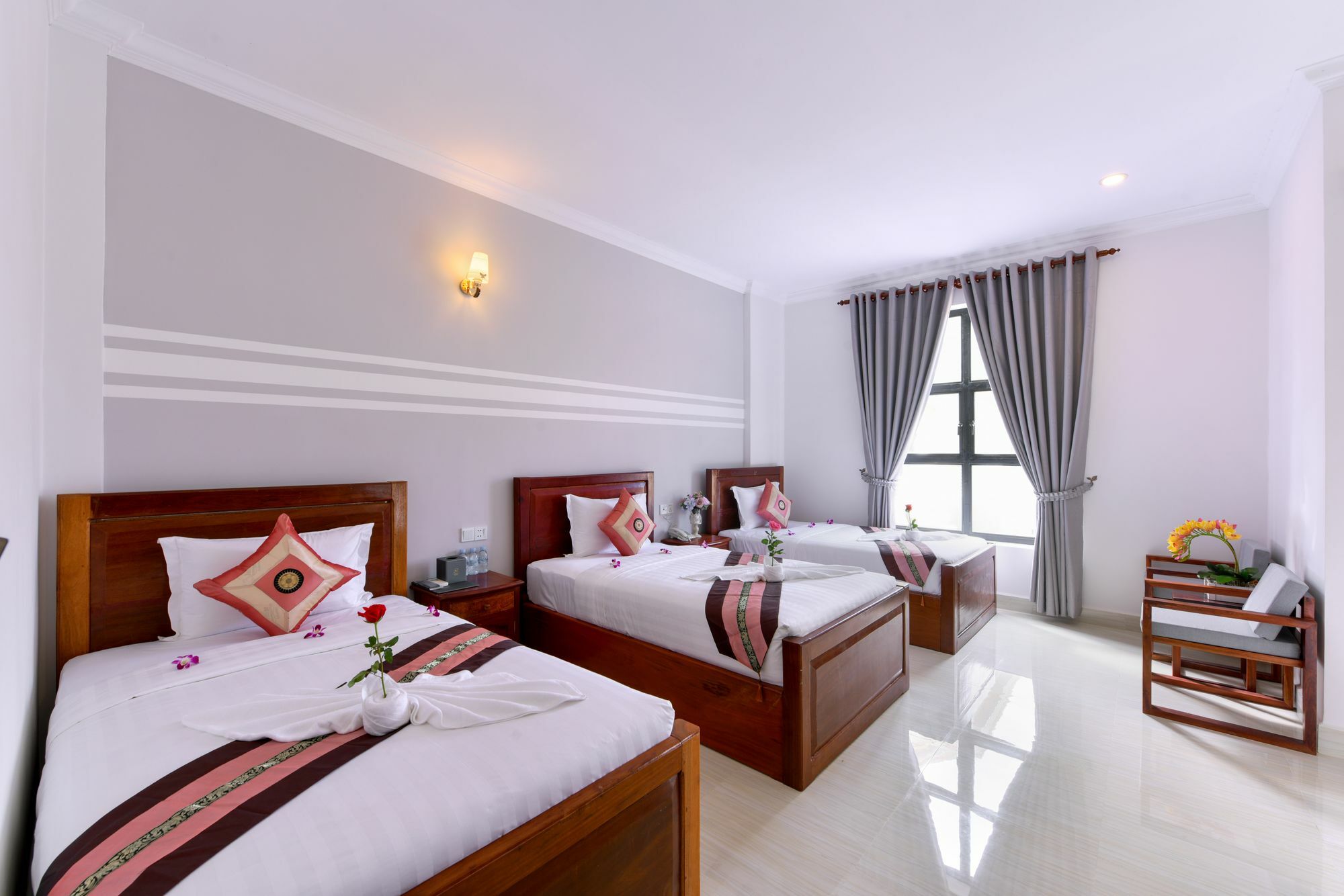 Sky Palace Boutique Hotel Баттамбанг Екстер'єр фото